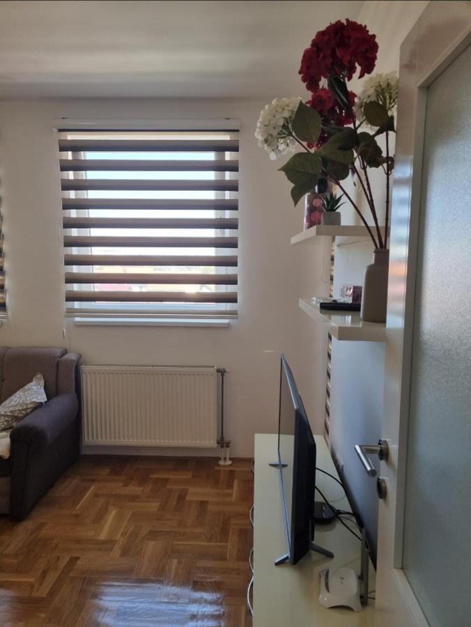 شقة Apartman Moskva بييلينا المظهر الخارجي الصورة
